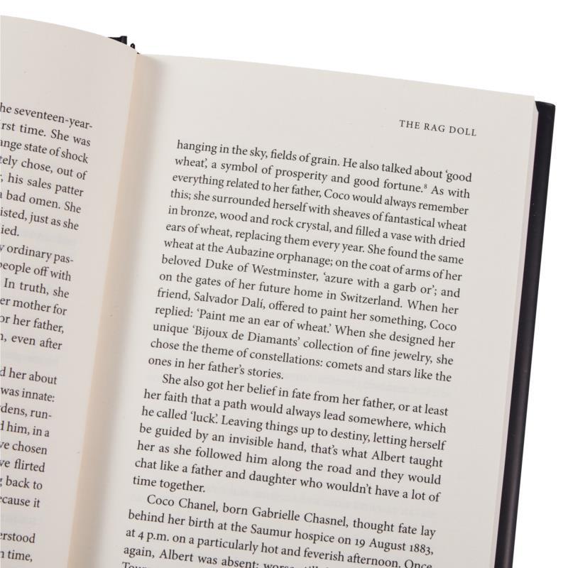 Coco Chanel Un'essenza del mis - Photography Book recensione e prezzo
